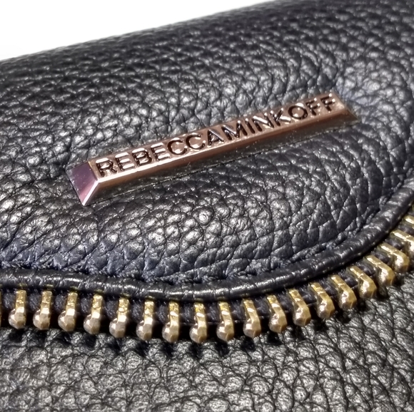 iPhone 6/6s Genuine Leather Folio Wristlet | RM - Picture 3 of 16